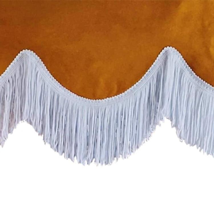 Oransje Gardin for Frontvinduet