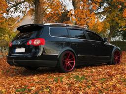 Japan Racing JR21 Platinum Red