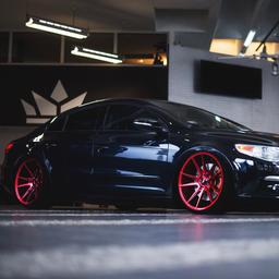 Monterade Fälgar JR21 Candyred VW Passat CC
