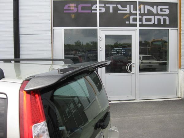 Kolfibervinge der passer til Volvo V70N