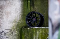 Complete wheel set of JR29 Black