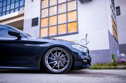 JR36 Hyper gray Vannepaketti