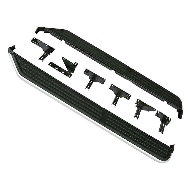 Sidesteps Land Rover Discovery