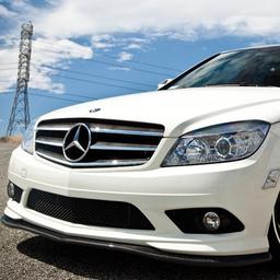 Alempi Spoileri eteen hiilikuitu Mercedes