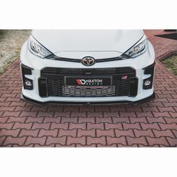 Blanksvart Cupspoiler Toyota GR Yaris