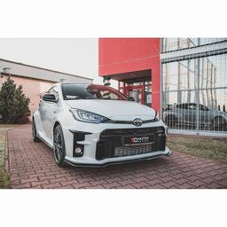 Blanksvart Cupspoiler Toyota GR Yaris