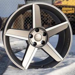 MOMO Stealth Anthracite Grey Wheel Package