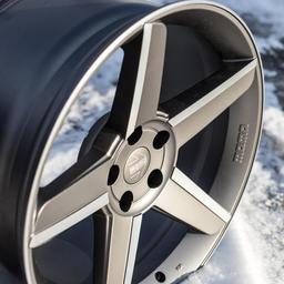 Complete wheel set of MOMO Stealth Anthracite  Matt