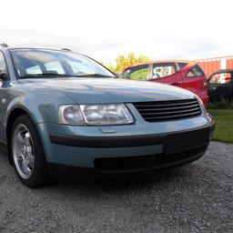 Emblemlös Grill Svart Passat