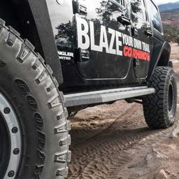 Sidesteps med bedliner-yta Go Rhino RB20 - 4