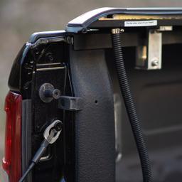 Electric retractable aluminium flaklock OFD R2 Wildtrak - 6