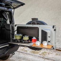Nedfällbart bakluckebord BISON GEAR New Bronco 2-dörrars 2021–>