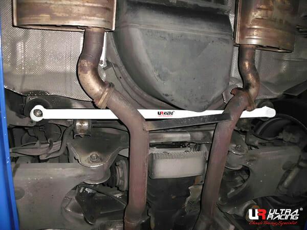 Bakre nedre underredsstag 2-punkts BMW E39 1998–2003