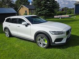 Imaz Wheels FF6 Silver alloy wheel mounted on car in an atmospheric setting
