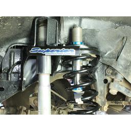 Främre hydrauliskt genomslagsstopps Superior Engineering höjning 4-6" för Nissan Patrol Y60 2088-2097 m.fl. - 2