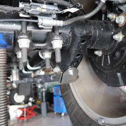 Bakre stötdämparskydd Superior Engineering för Ford Ranger PY 2023- - 3