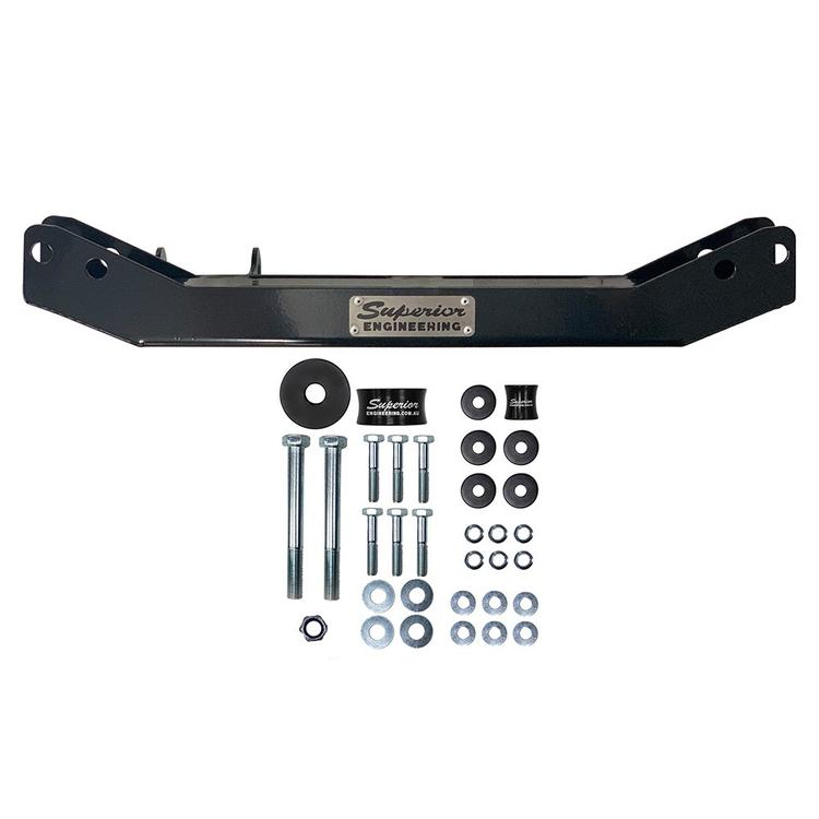 Tvärbalk Superior Engineering för Toyota Land Cruiser 100-serien 1998-2007