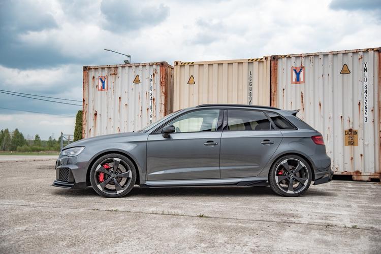 Maxton Design Sideskjørt Street Pro Audi RS3 8V Sportback
