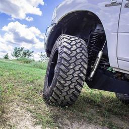 Bakre nitro-stötdämpare BDS NX2 Nitro Series höjning 4 tum för Dodge Ram 1500 DT 2019-2024 och Dodge Ram 1500 DT 2025- - 2