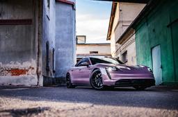 Concaver CVR3 Black alloy wheel mounted on car in an atmospheric setting