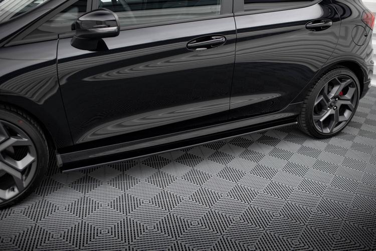 Maxton Design Sideskjørt V.1 Ford Fiesta MK8 ST / St-line