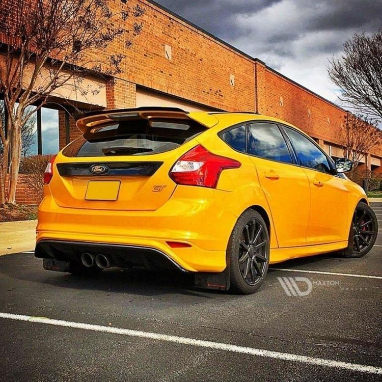 Maxton Design Diffusor Ford Focus ST MK3 (RS Look)
