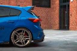 Maxton Design Diffuser Ford Focus Hatchback St-line MK4