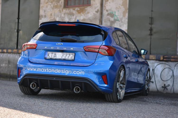 Maxton Design Diffuser With Exhaust Ford Focus Hatchback St-line MK4