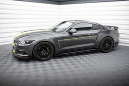 Maxton Design Sideskjørt Street Pro Ford Mustang GT MK6