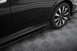 Maxton Design Side skirts Street Pro Honda Civic MK10