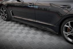 Maxton Design Sidokjolar Street Pro KIA Stinger GT / Gt-line / Standard MK1