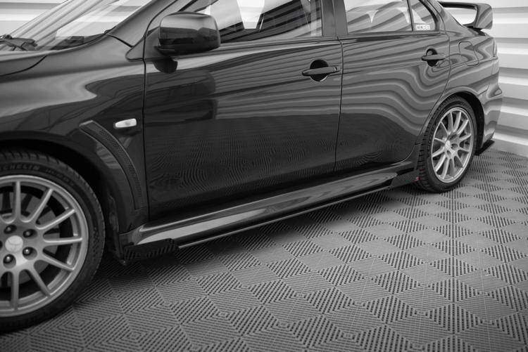 Maxton Design Sideskjørt Street Pro Mitsubishi Lancer EVO X