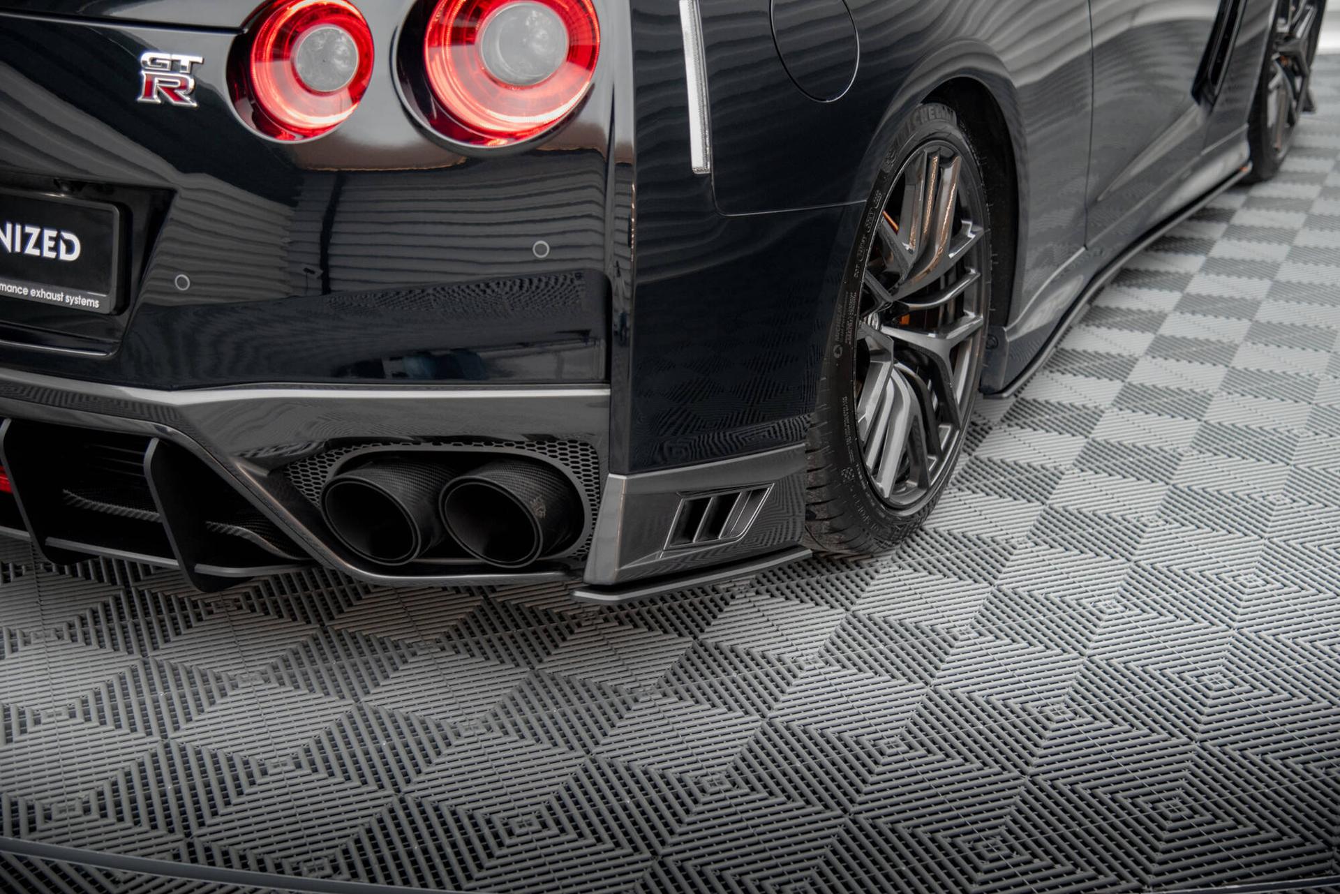 Maxton Design Splitters Street Pro Nissan GTR R35 Facelift