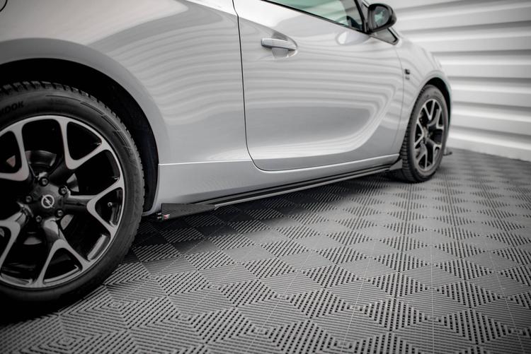 Maxton Design Sideskjørt Street Pro Opel Astra GTC Opc-line J