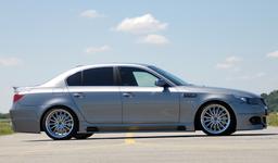 Rieger sidokjol med två öppningar höger BMW 5-series E60 2008–> - 2