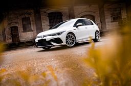 JR Wheels SL-04 Silver alloy wheel mounted on car in an atmospheric setting