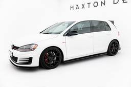 Maxton Design Sideskjørt V.2 VW Golf 7 GTI (narrow)