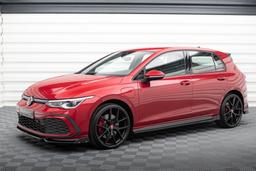 Maxton Design Sideskjørt V.2 VW Golf GTI / GTE / GTI Clubsport / GTD / R-line MK8
