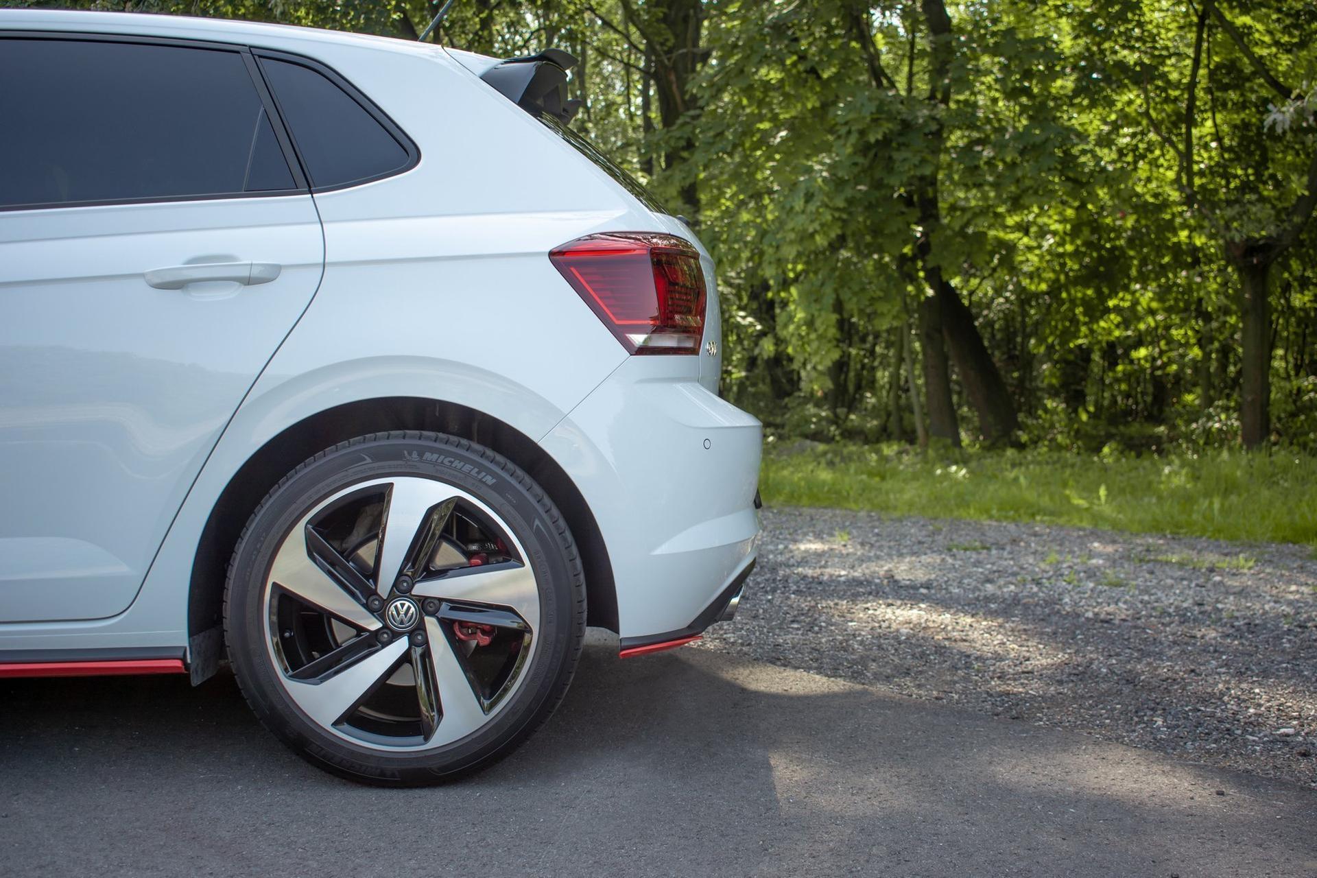 Maxton Design Splitters VW Polo GTI MK6