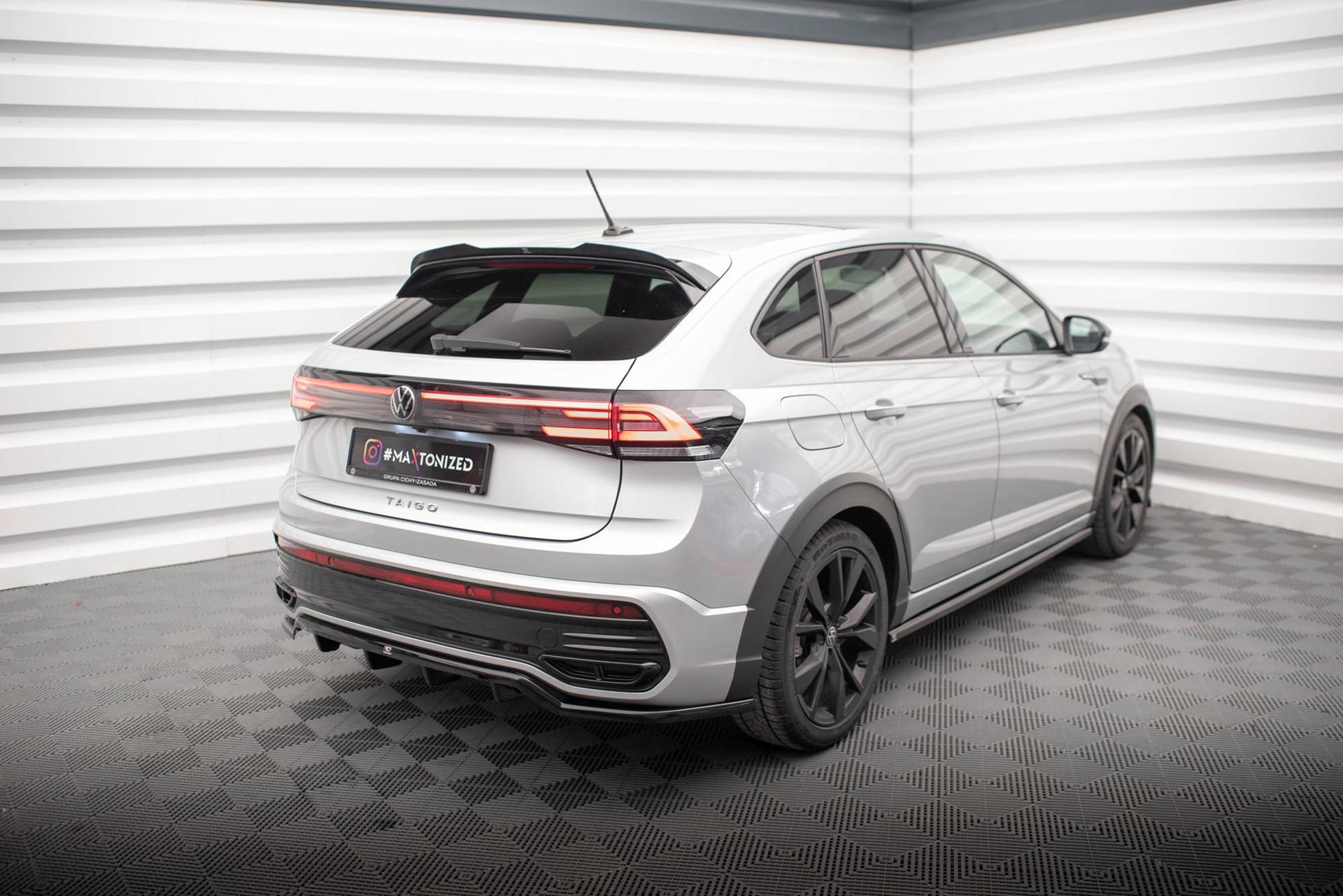 Maxton Design Siipi VW Taigo R-line MK1