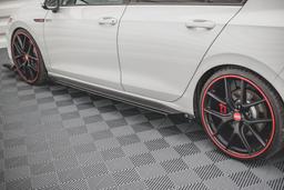 Maxton Design Sideskjørt Street Pro VW Golf GTI / GTE / GTI Clubsport / R-line MK8